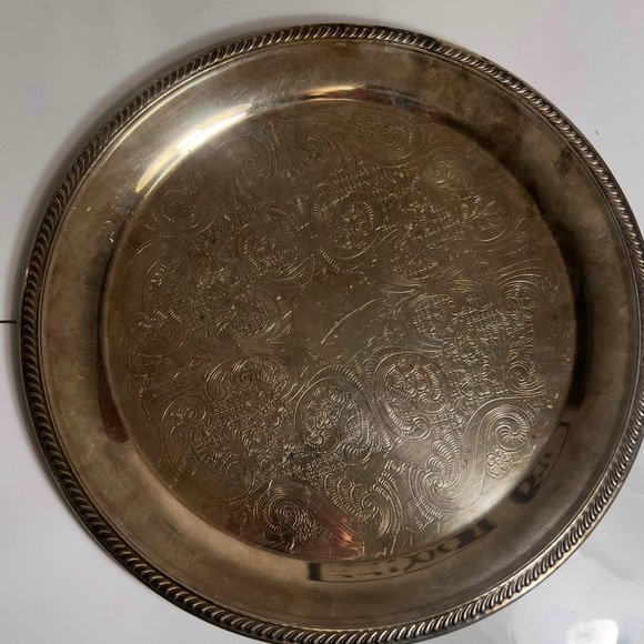 Vintage 1960’s F.B. Rogers Silver Plate Coffee/Tea Pot   w/Creamer & Tray 40 oz. - Picture 2 of 15